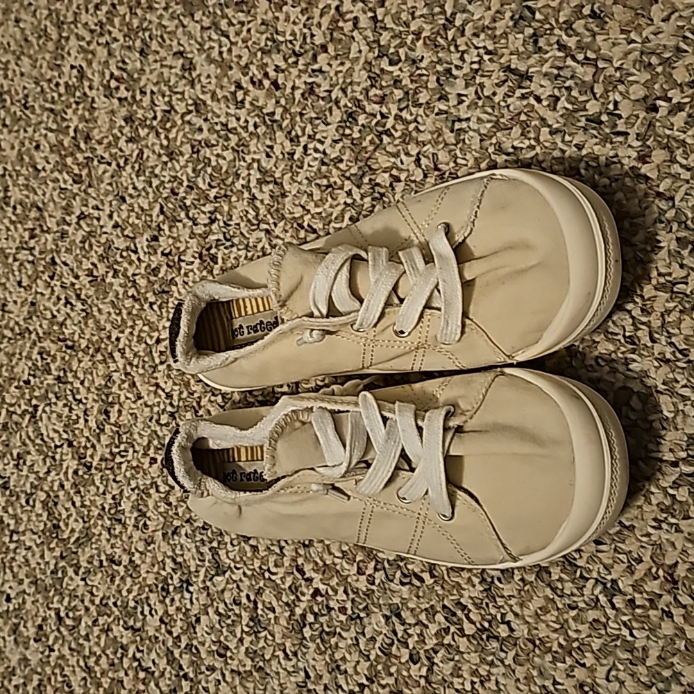 Not Rated Woman's Rae Sneakers